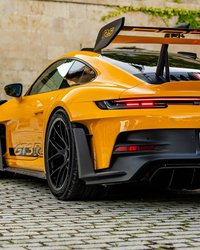 Porsche catalogue (2025-11-13 - 2026-11-13)