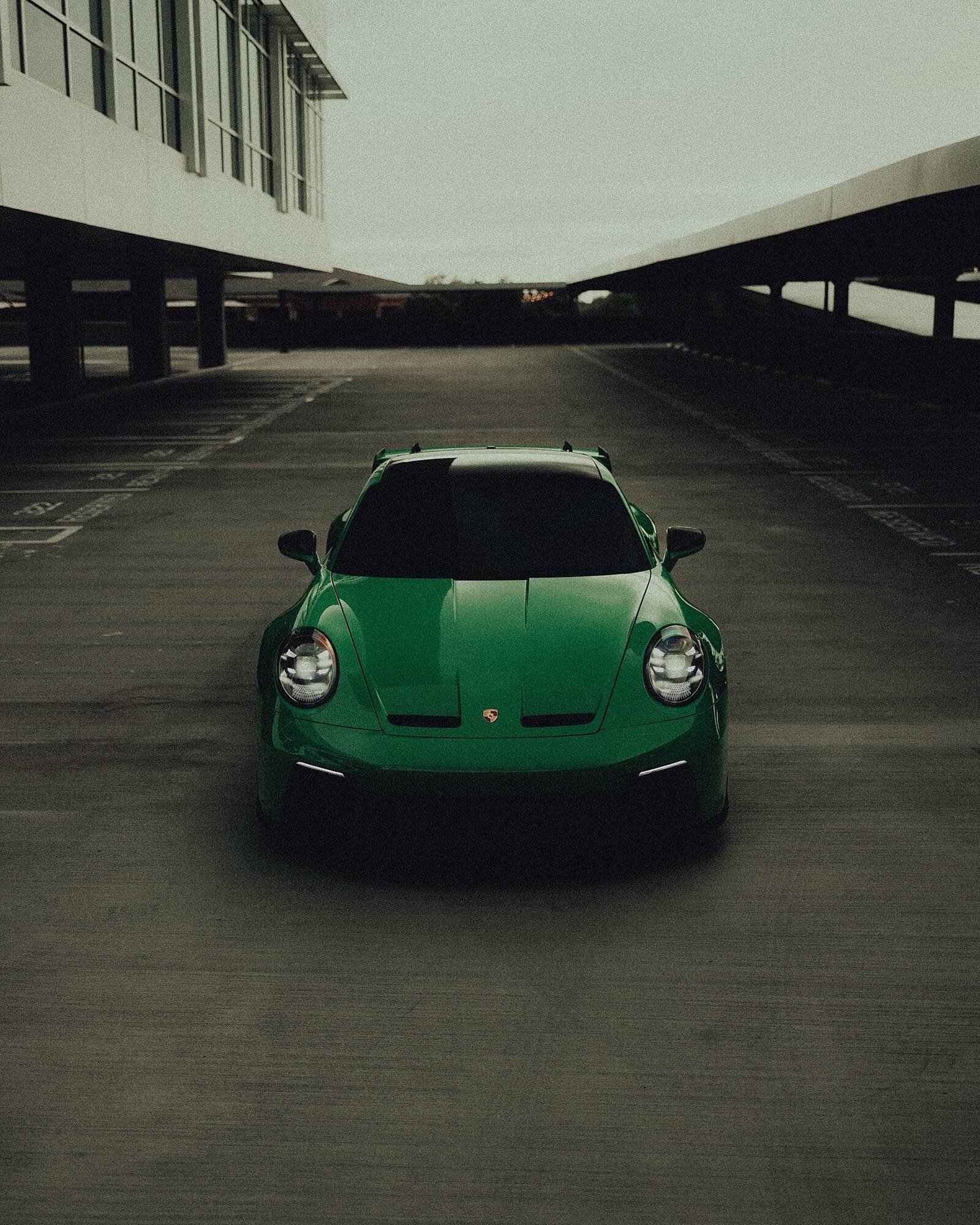 Porsche catalogue (2025-09-28 - 2025-10-31) | 1