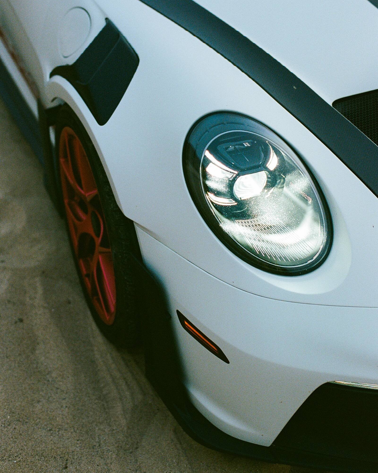 Porsche catalogue (2025-03-14 - 2026-03-14) | 4