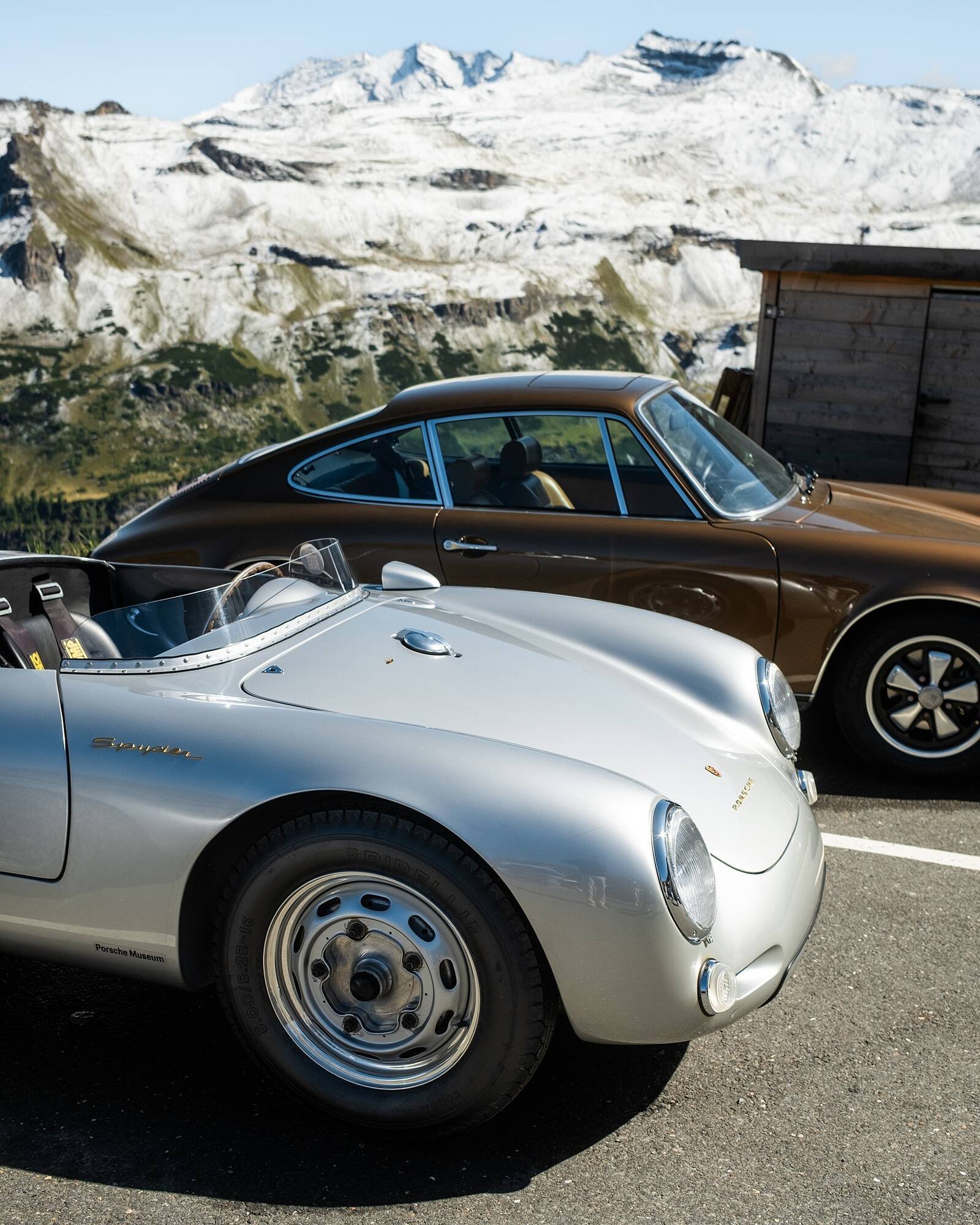 Porsche catalogue (2025-10-15 - 2025-10-31) | 1