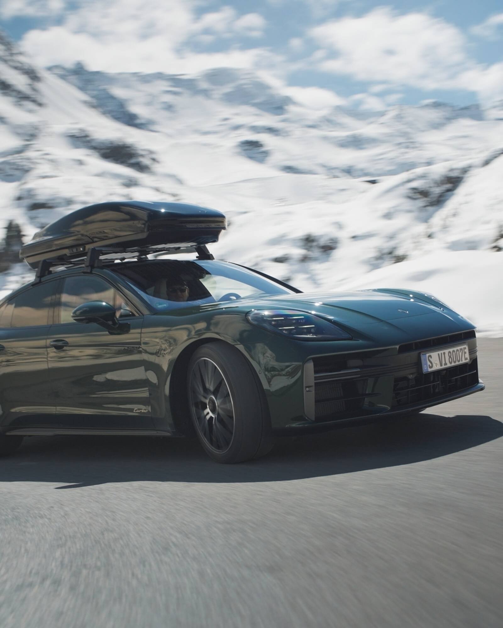 Porsche catalogue (2025-10-17 - 2026-10-17) | 1