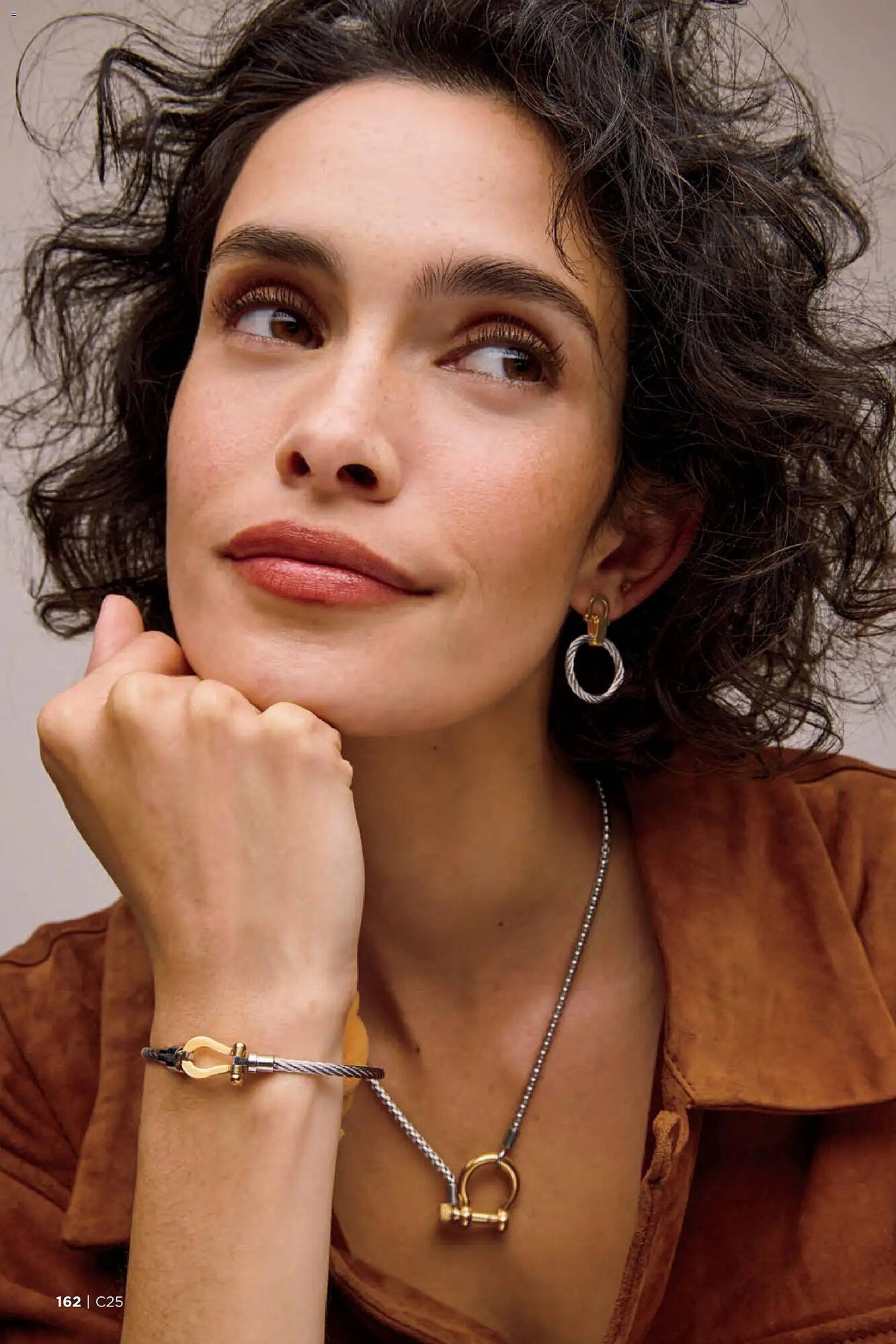 AVON flyer (2025-12-04 - 2025-12-18) | 162