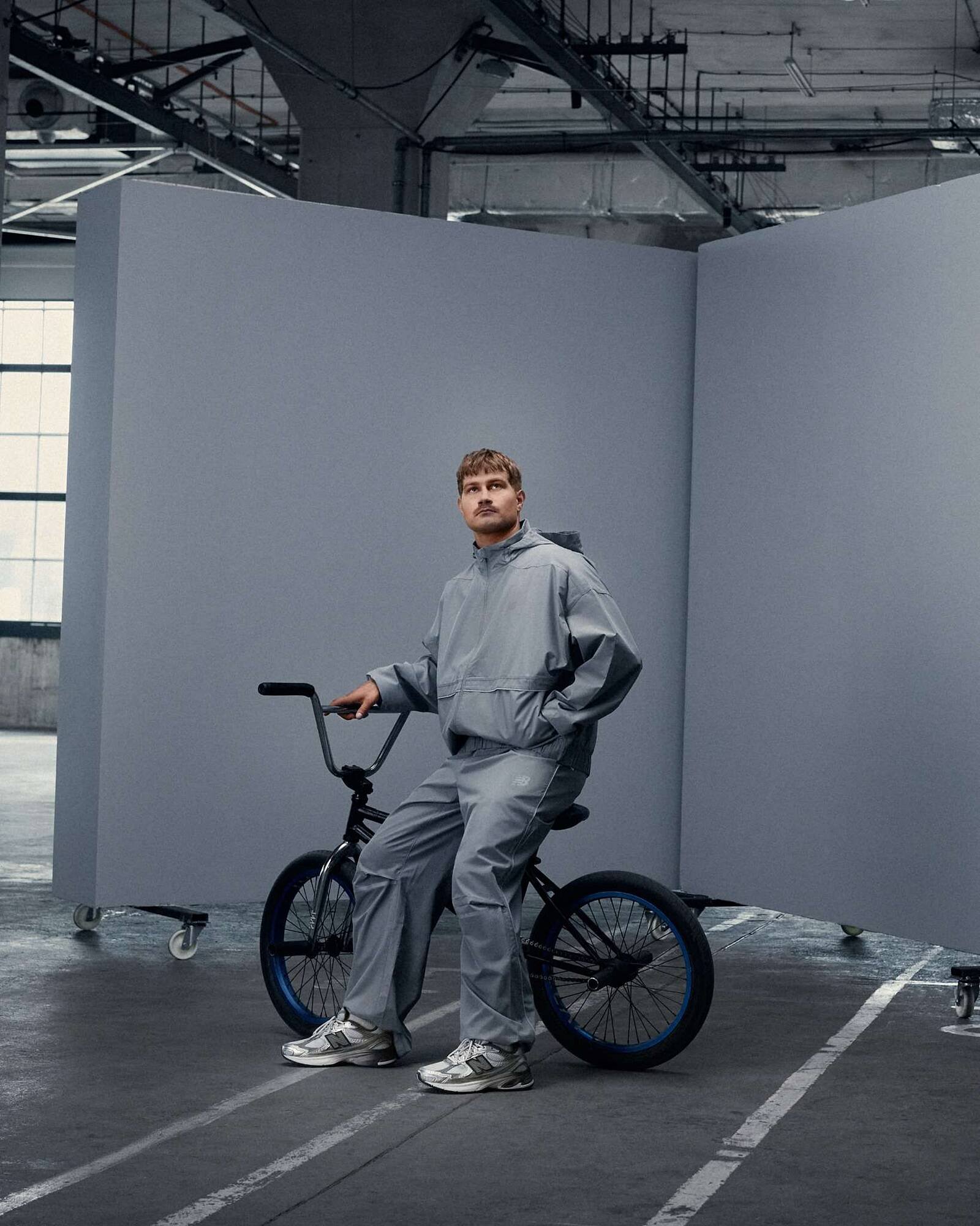 Warsaw sneaker store akciós újság