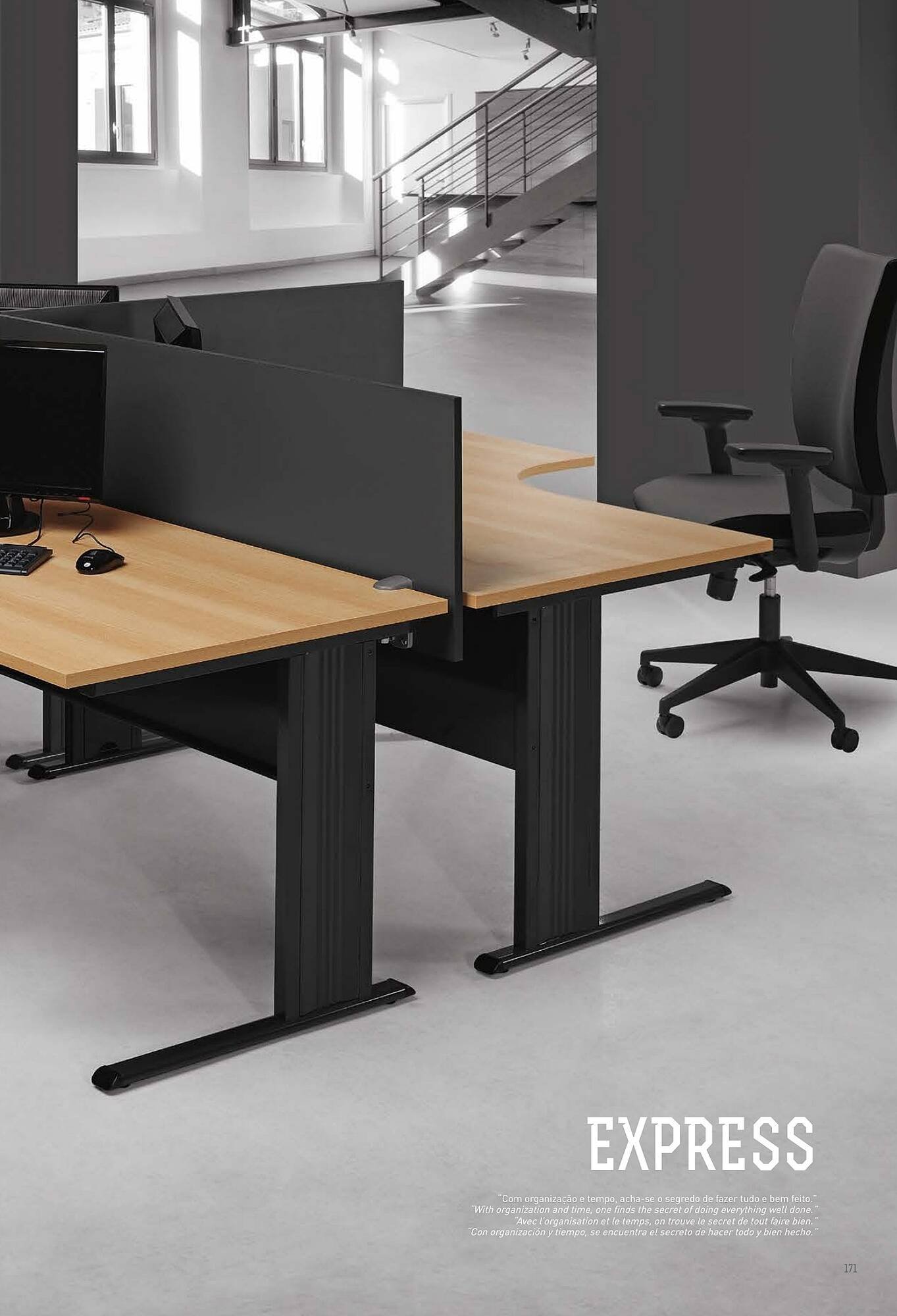 Folheto Staples (2025-12-03 - 2025-12-31) | 171