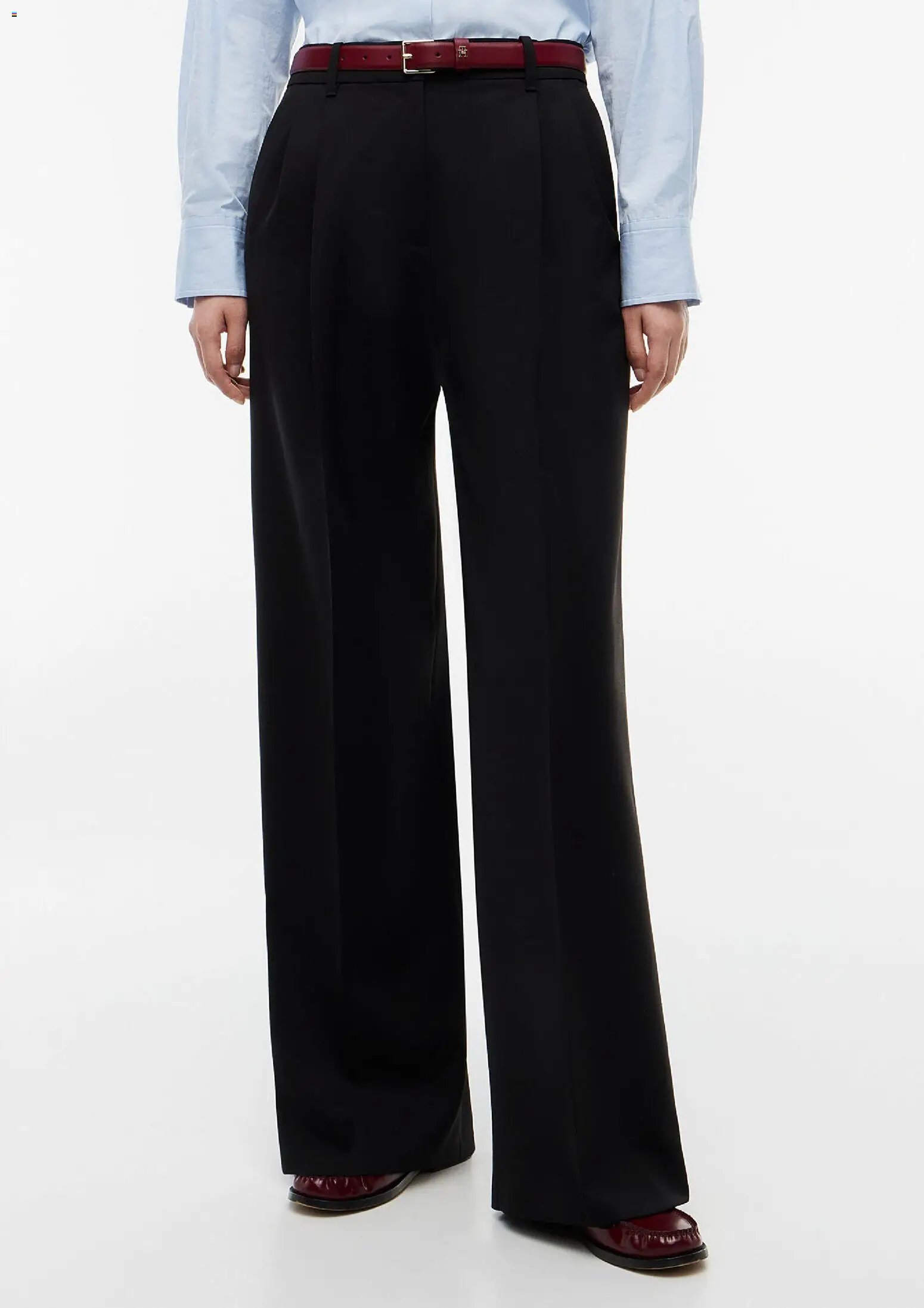 Tommy Hilfiger φυλλάδιο από 01/08/2026 Tommy Hilfiger - Kατάλογος 8/2026 New in Women