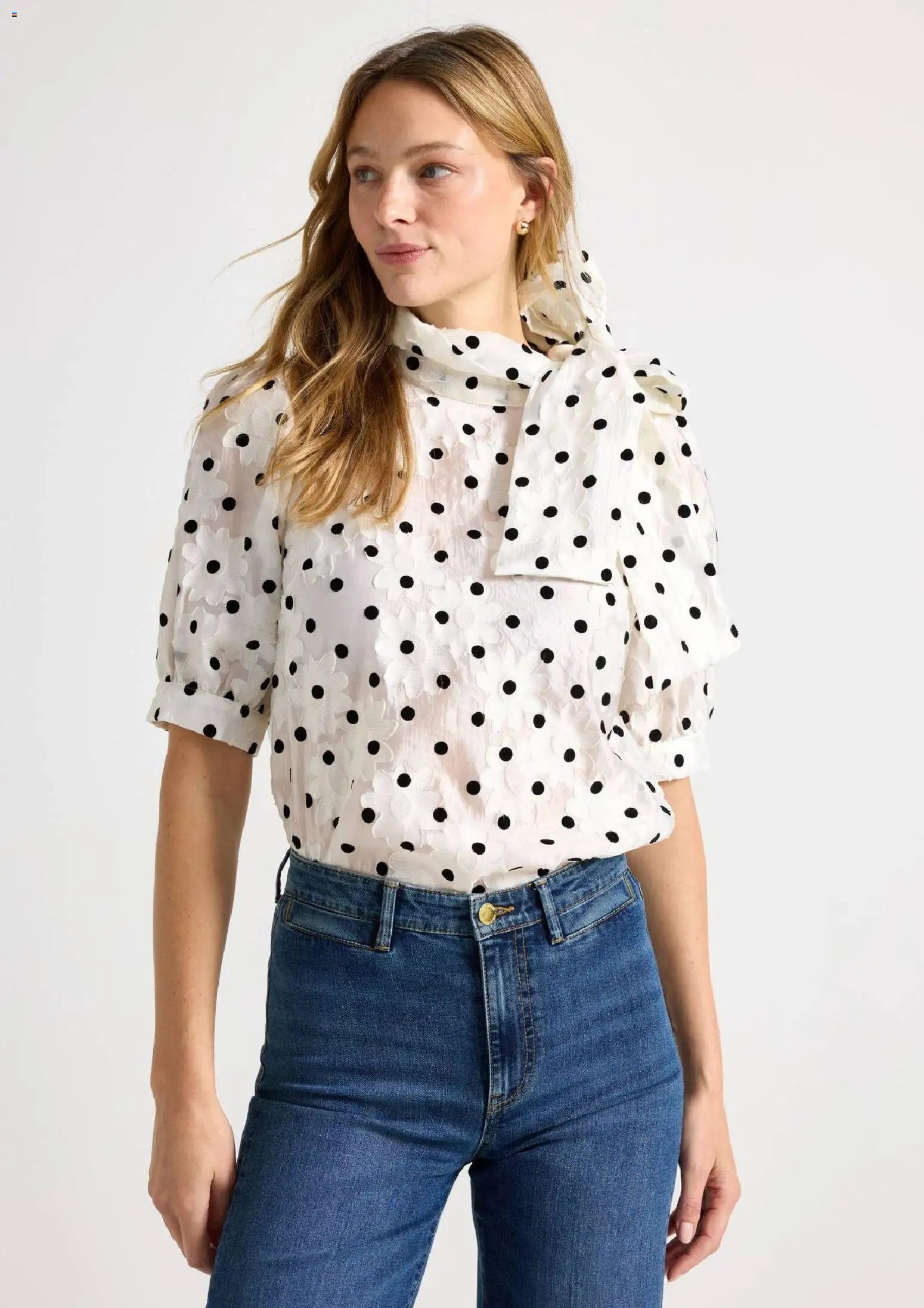 Lindex Reklamblad från 06/12/2025 Aktuella reklamblad Lindex