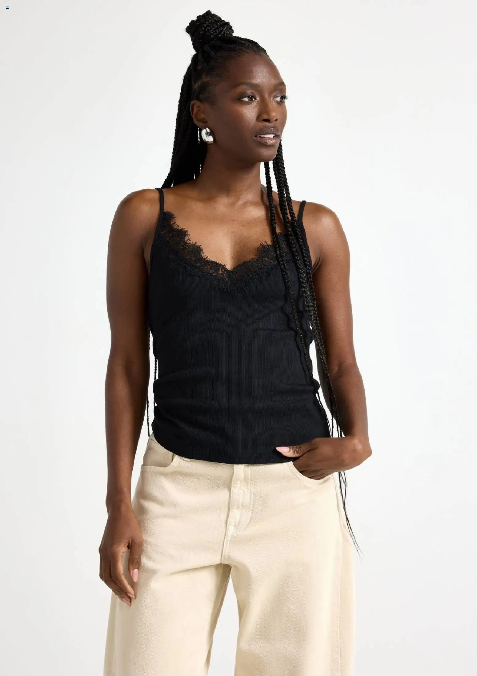 Lindex Reklamblad från 05/01/2026 Aktuella reklamblad Lindex