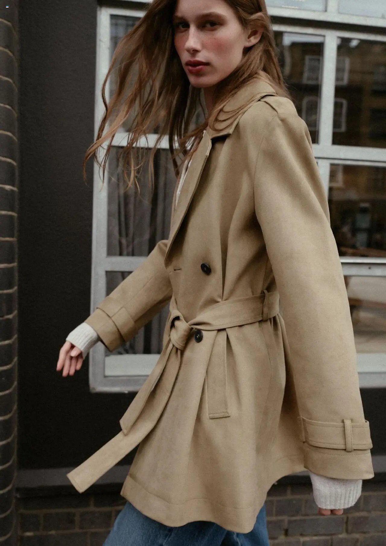 Zara tarihli katalog 01 1010 2025 İndirim