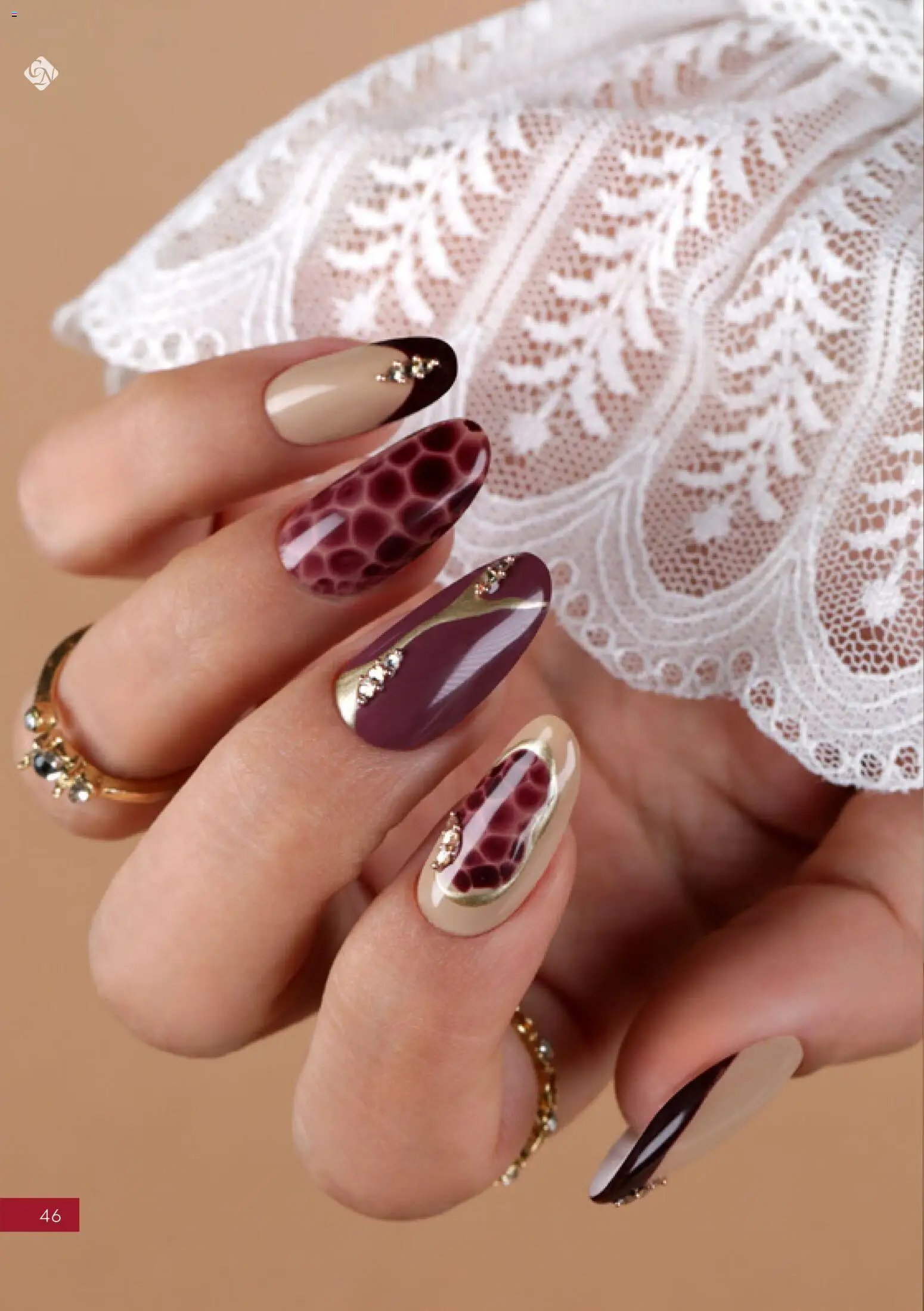 Crystal Nails oktatási kézikönyv 2026 Ősz