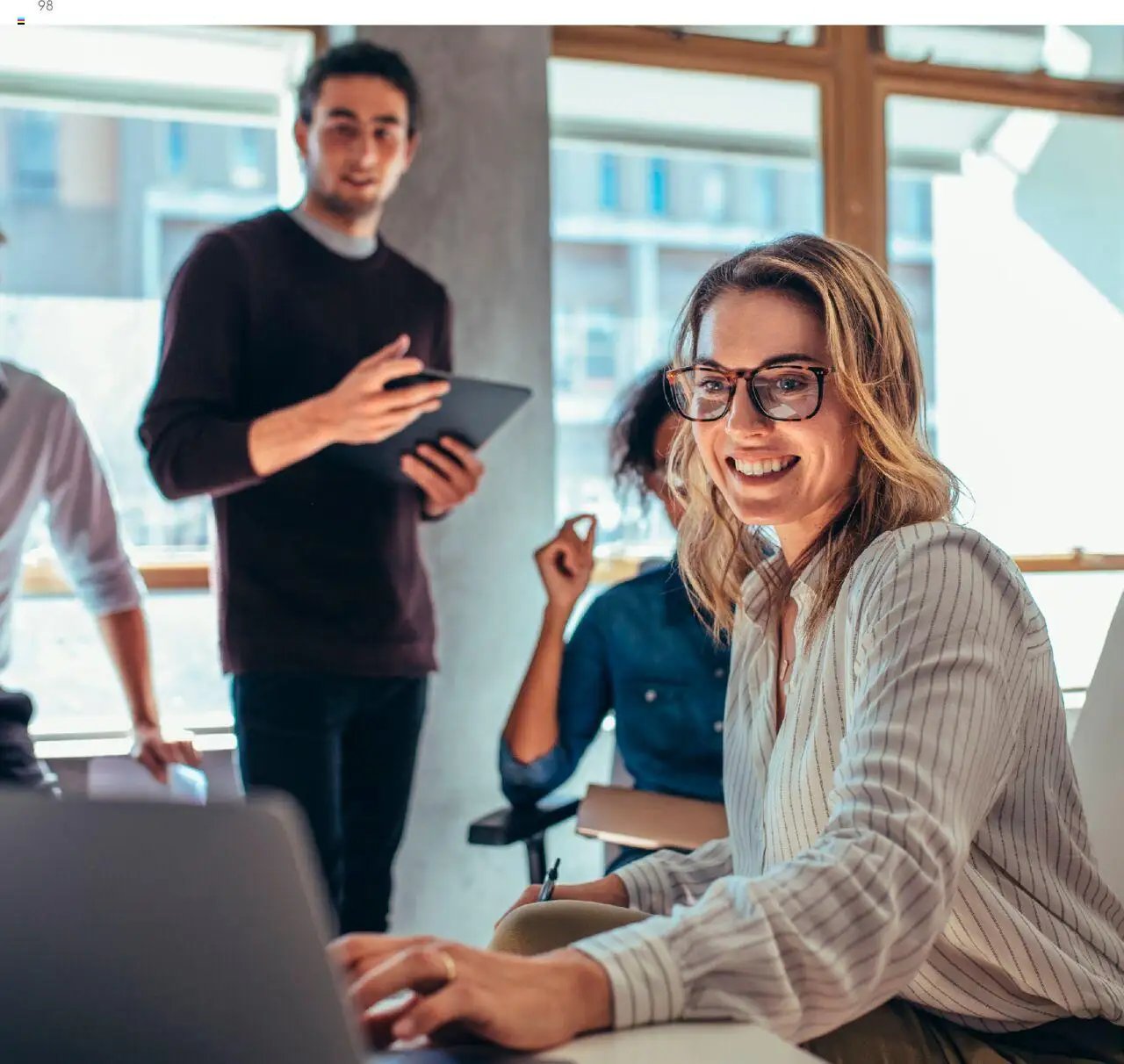 Oriflame catalog - Planul de Succes pentru Partenerul de Brand