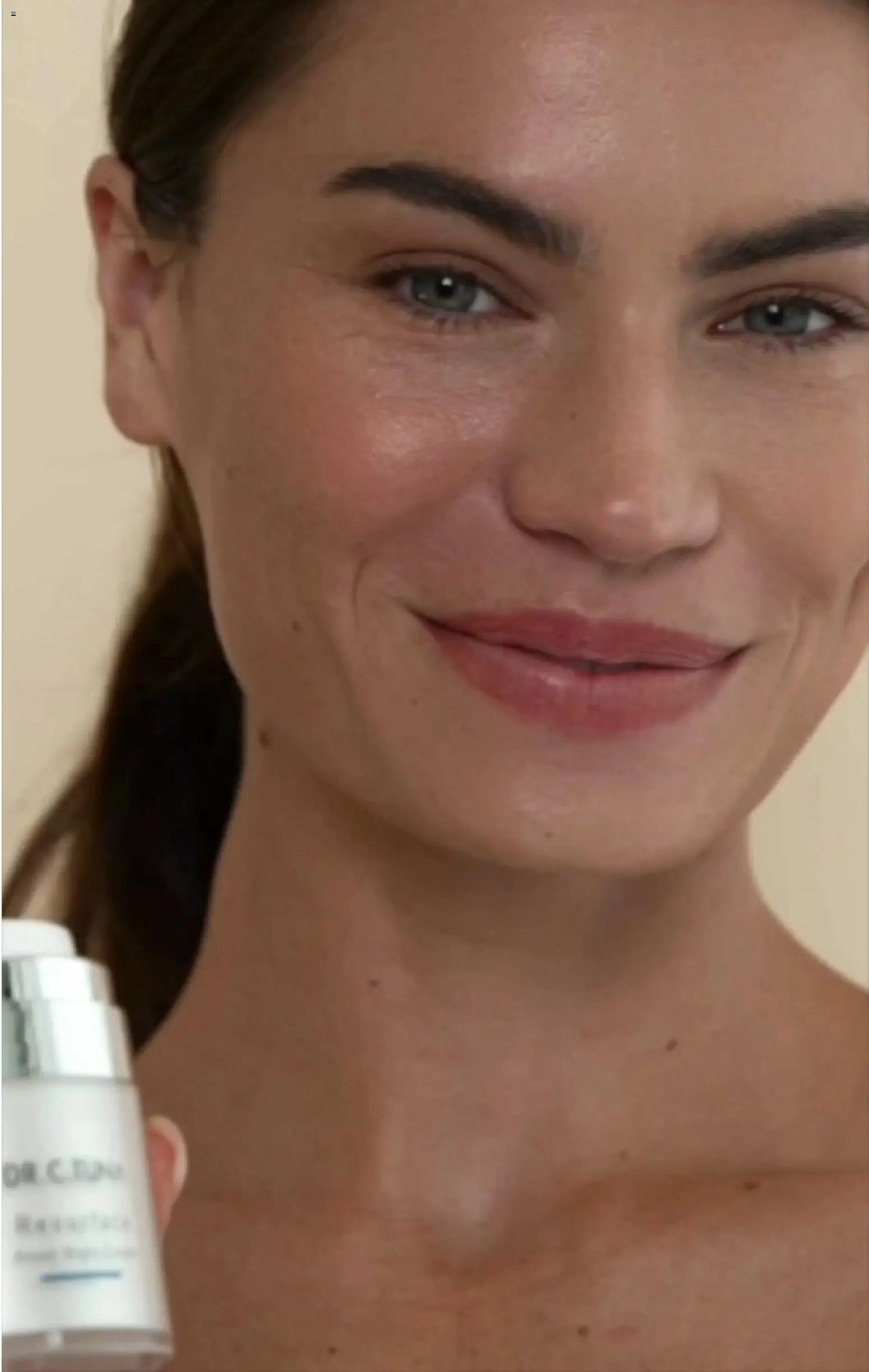 Katalóg Farmasi Jan - Jún 2026 (2026-01-01 - 2026-06-30) | 63